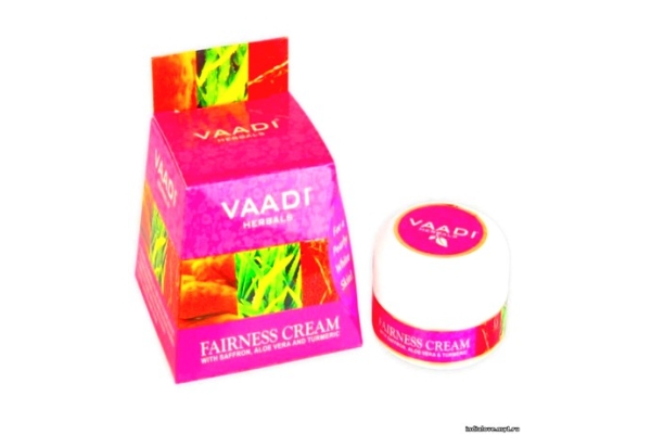 Отбеливающий крем с Шафраном, алое вера и куркумой Ваади Vaadi herbals fairness cream 30 гр