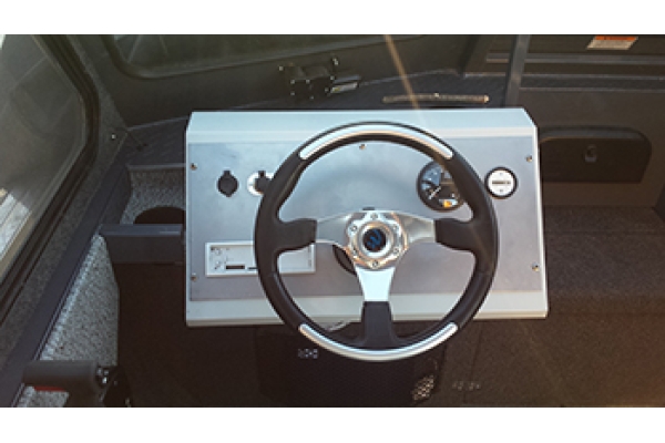 Монтаж системы гидравлического рулевого управления на катере