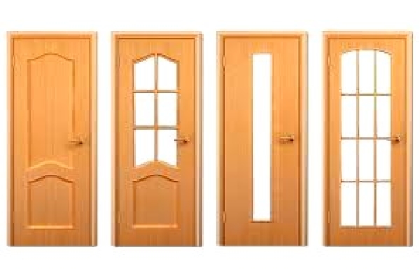 Недорогой ремонт деревянных дверей