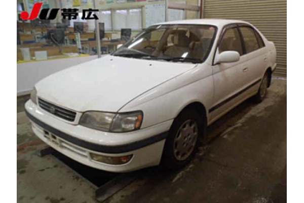 Toyota CORONA ST190 - 1995 год