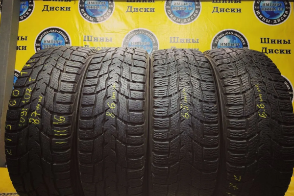 Зимние шины б/у Nokian Tyres WR C3 215/60 R17C 107T (липучка)