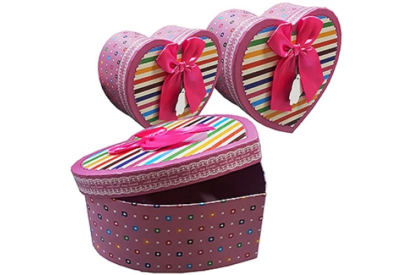 Коробка подарочная &quot;KWELT&quot; Сердце 18,3*16,1*6,9 см, цветная полоска, атласный бант, цвет ассорти