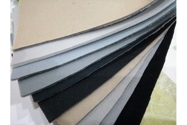 Материал потолочный (сетка) на поролоне светло-серый (ширина 1,5м толщина 3мм) 