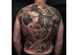 Сделать татуировку на всю спину