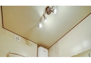 Сатиновый потолок в ванную 5,7 м2