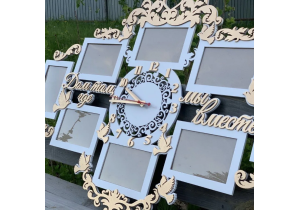 Настенный декор «Часы с рамками для фото»