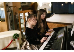 Урок фортепиано в студии