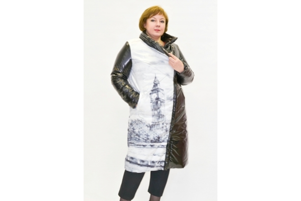  Женское пальто с принтом Городские мотивы (черно-белый)