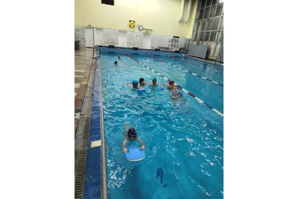 Обучение плаванию подростков