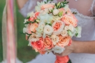 Букет невесты персиковый