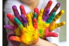 Проведение детских праздников «В мире красок» 