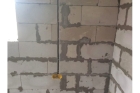 Штробление стен под укладку провода (кирпич, бетон)