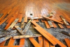 Демонтаж деревянного пола 