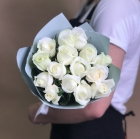 Букет цветов (15 белых роз)