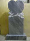Памятник мраморный с сердцем на могилу №8